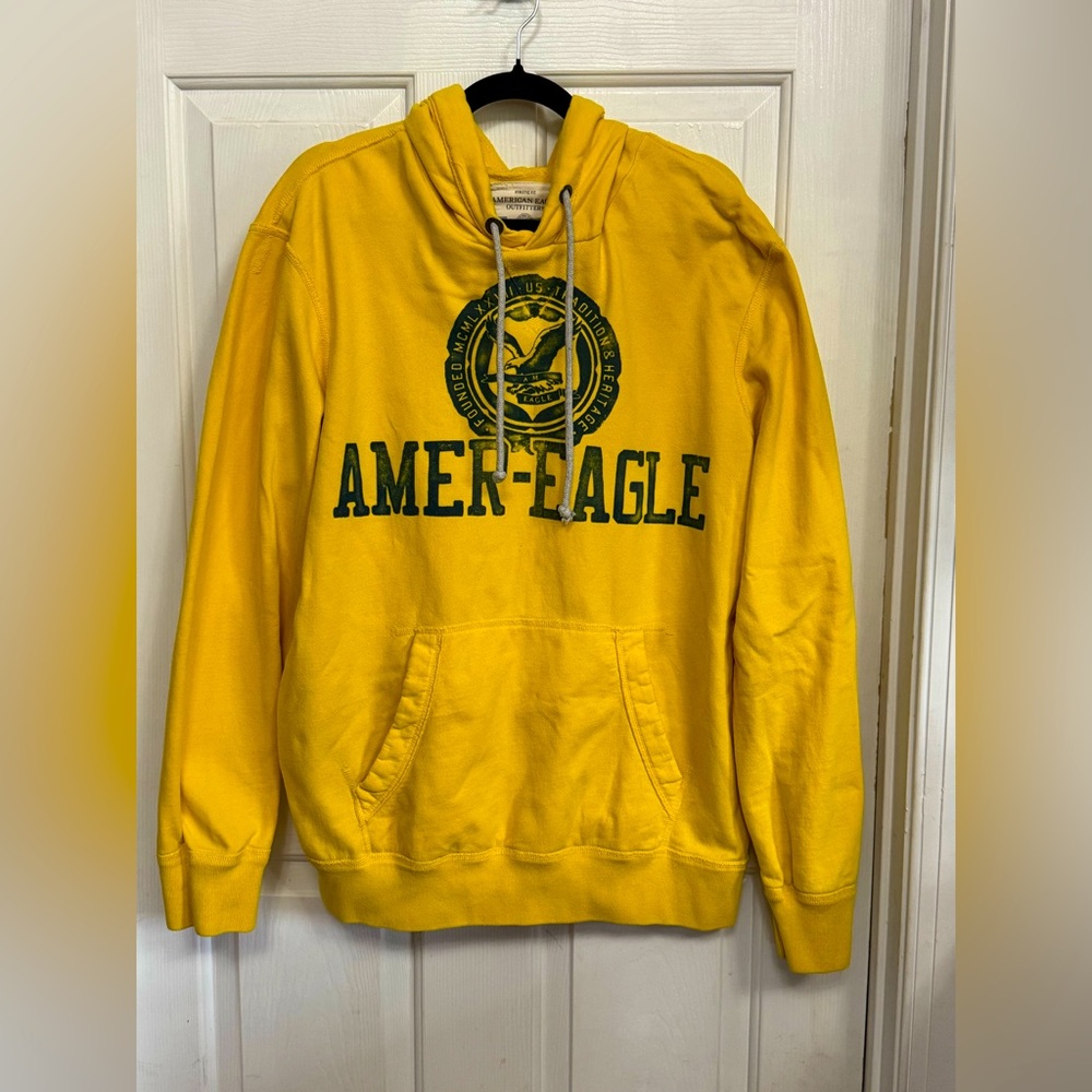 Thick American Eagle Outfitters Yellow Hoodie Size XL.